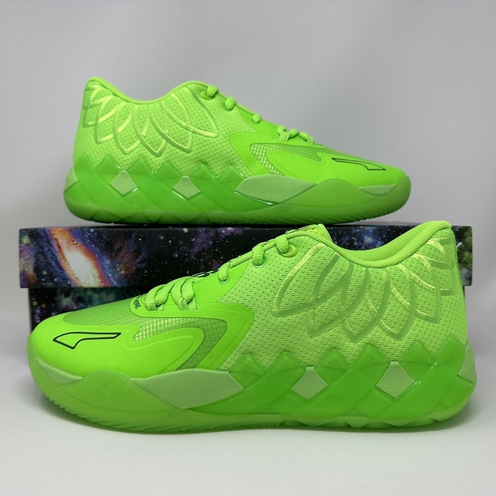 Brand new size 13 MB.01 Low Green